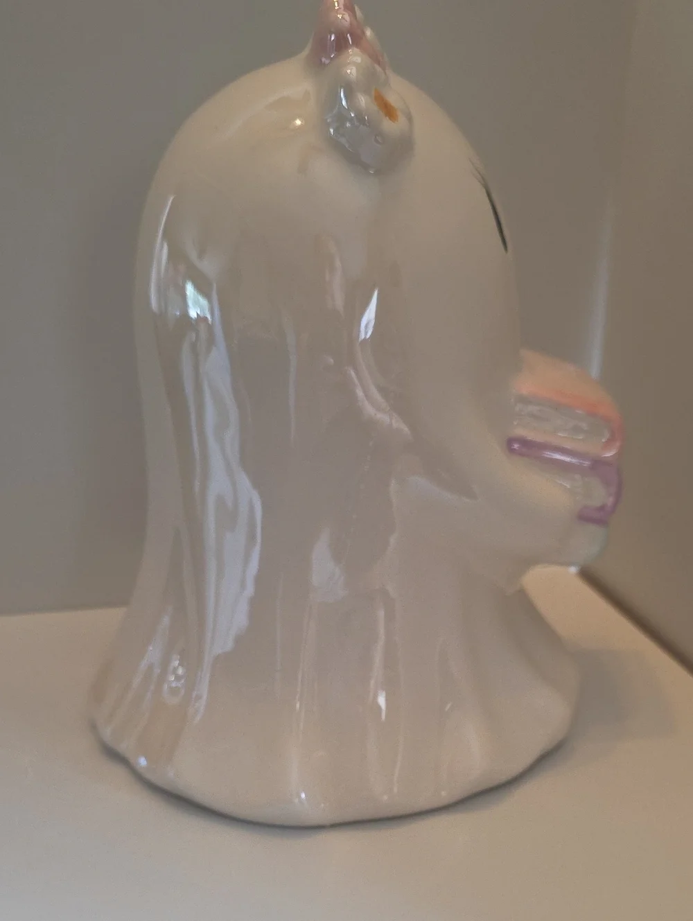 Viral Ceramic Halloween Ghost With Daisy Flower Head Band & Books 7.75